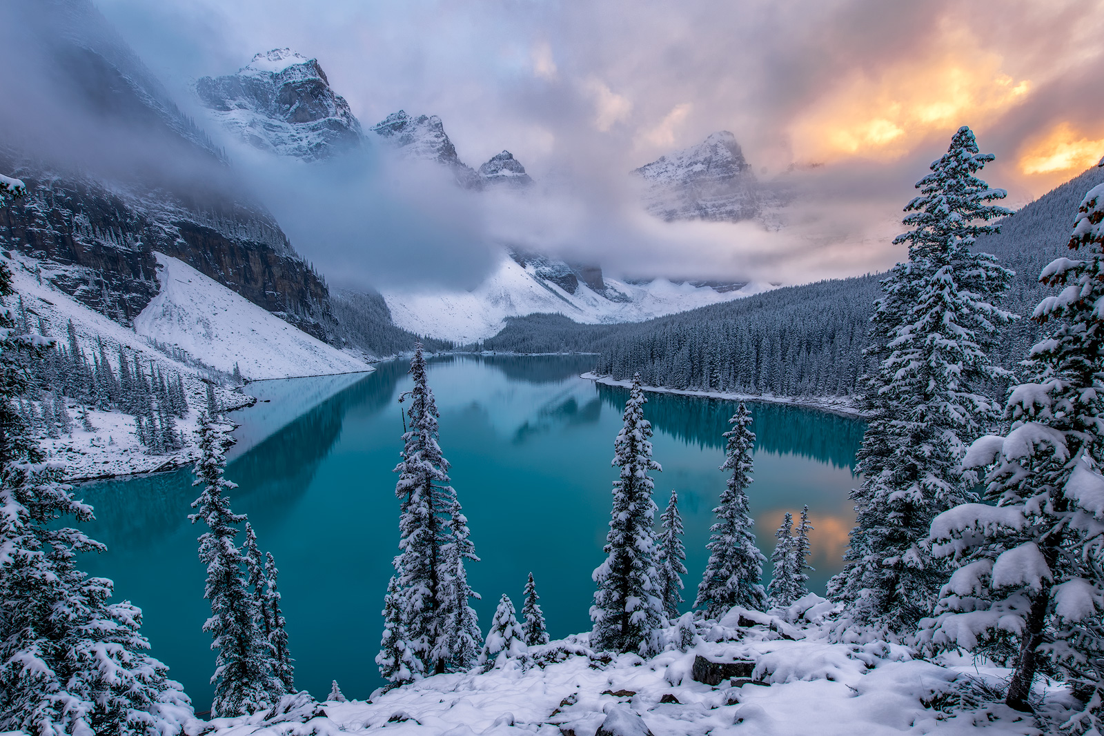 I've been all around the world, but there's one place that will always hold my heart dear: Moraine Lake. Its beauty is breathtaking...