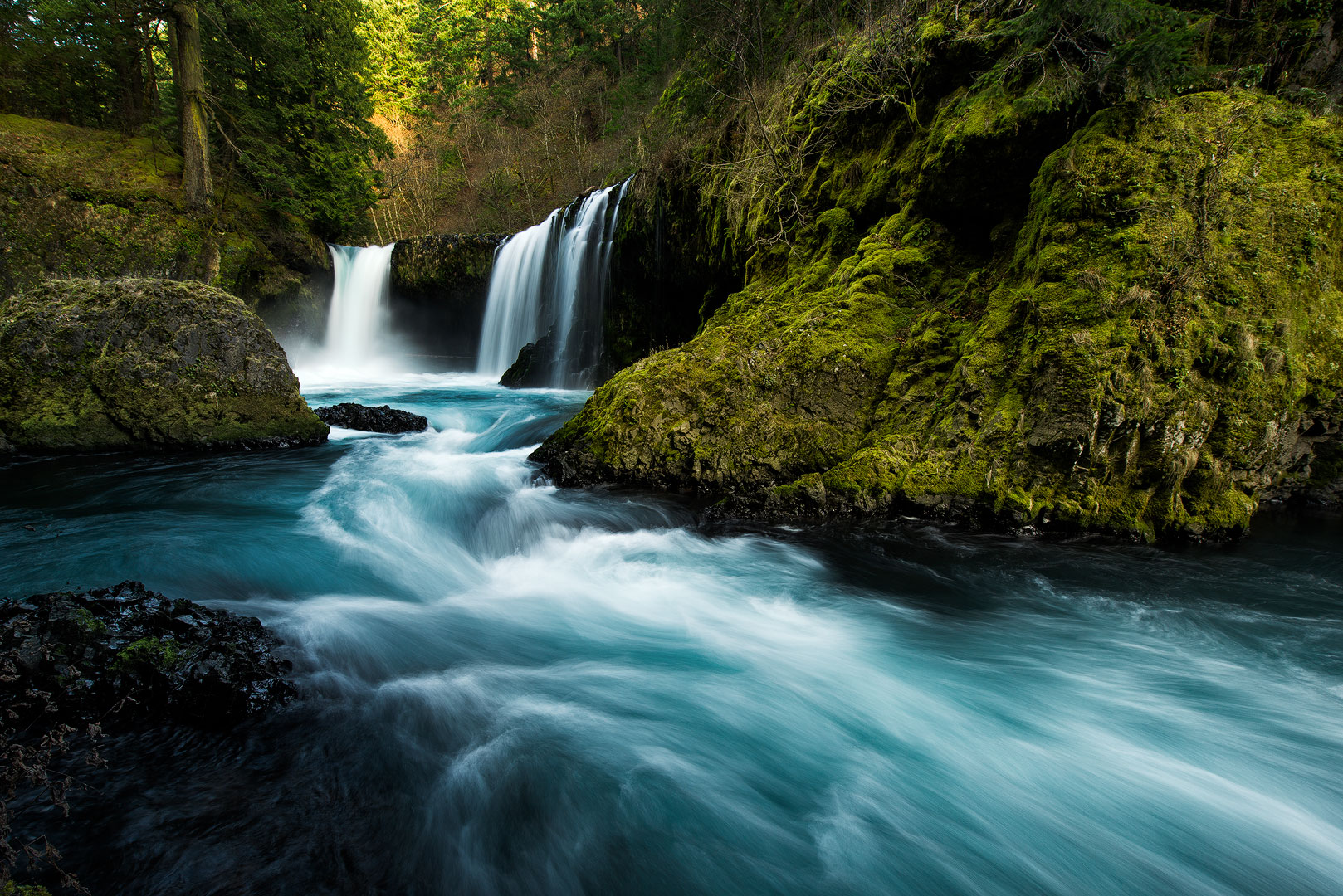 Spirit Falls, Washington, Hood River, Columbia River Gorge, Pacific Northwest, Waterfall, Oregon, Stream, Cascades, Moss, Rocky...