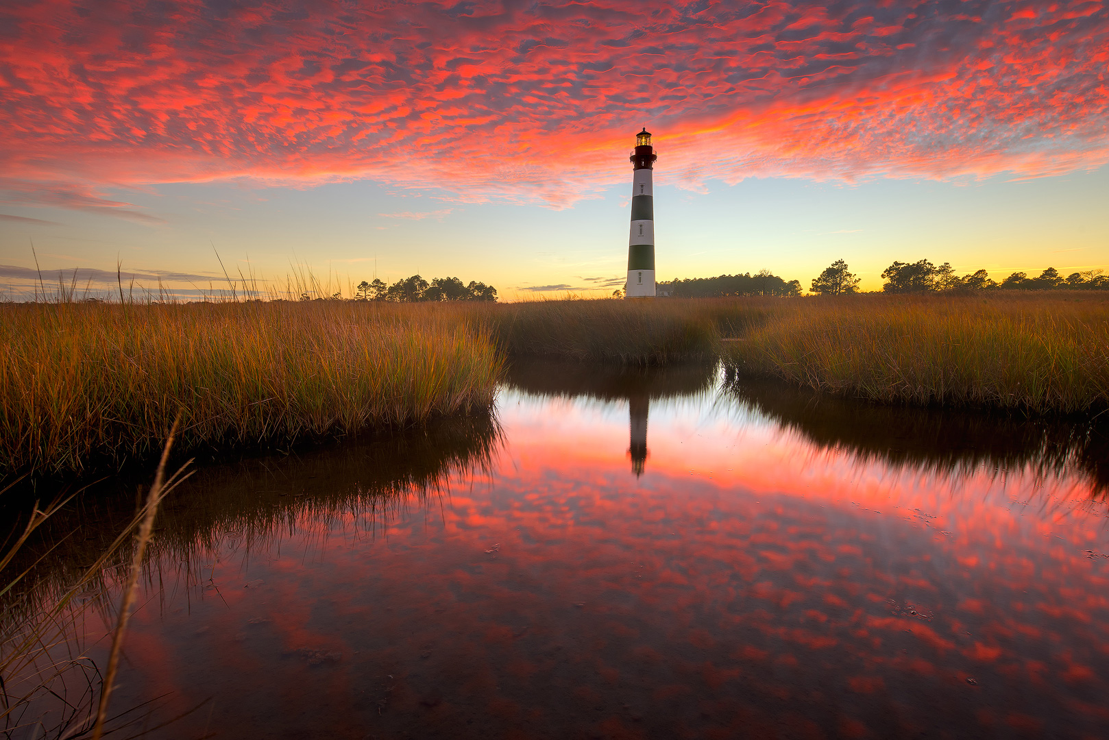 Bodie Island Lighthouse, Cape Hatteras National Seashore, North Carolina бесплатно