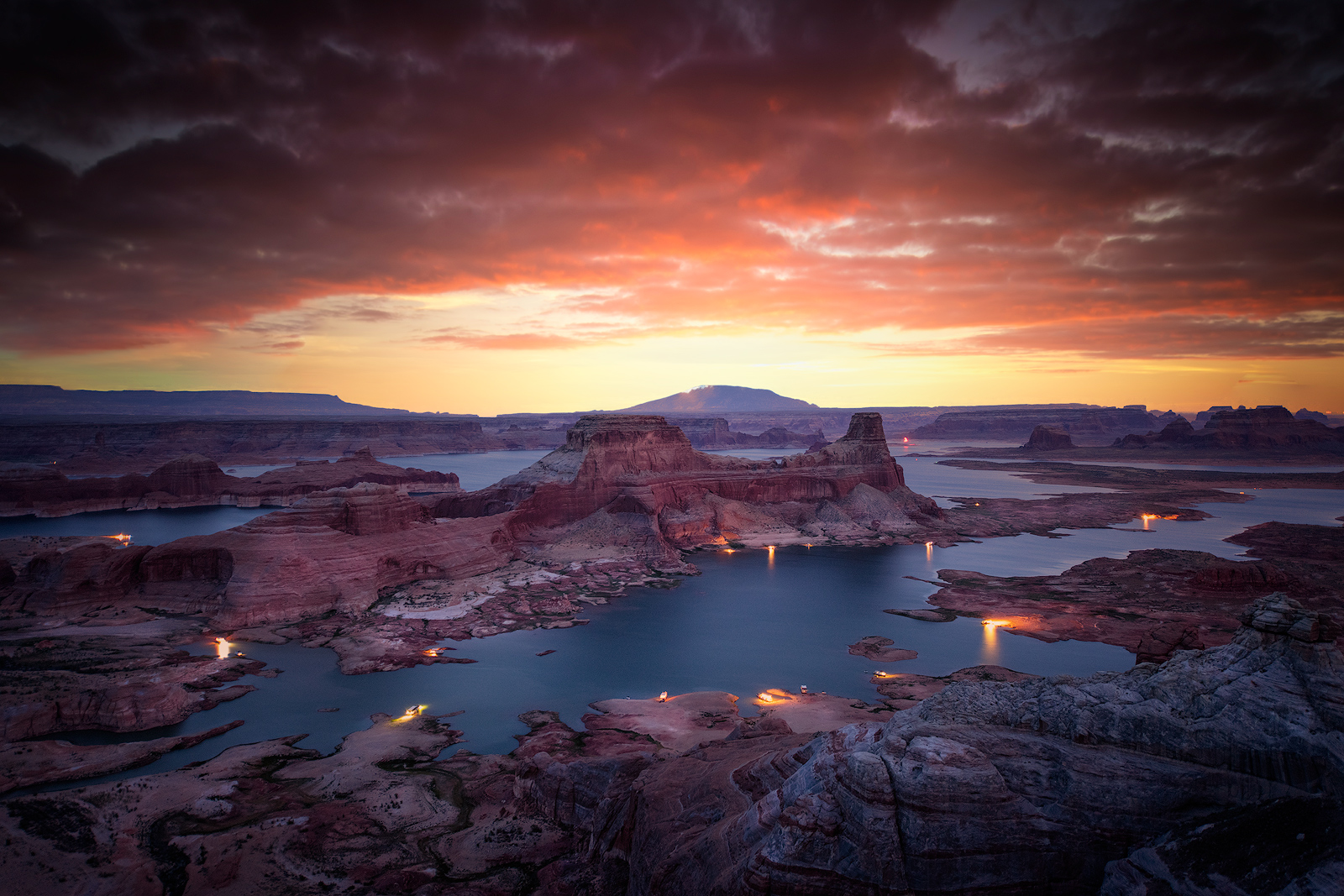 astrom point, utah, desert, lake powell, page, arizona, sunrise, red clouds, bernard chen, landscape photography