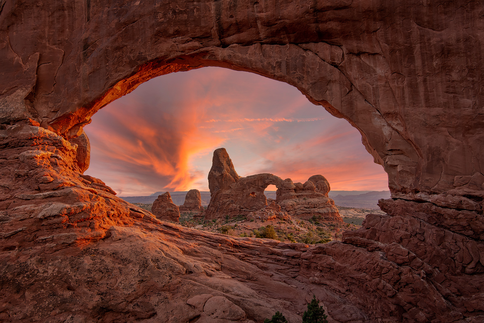 arches national park, arches, mesa arch, delicate arch, north window arch, corona arch, wilson arch, astrophotography, landscape...