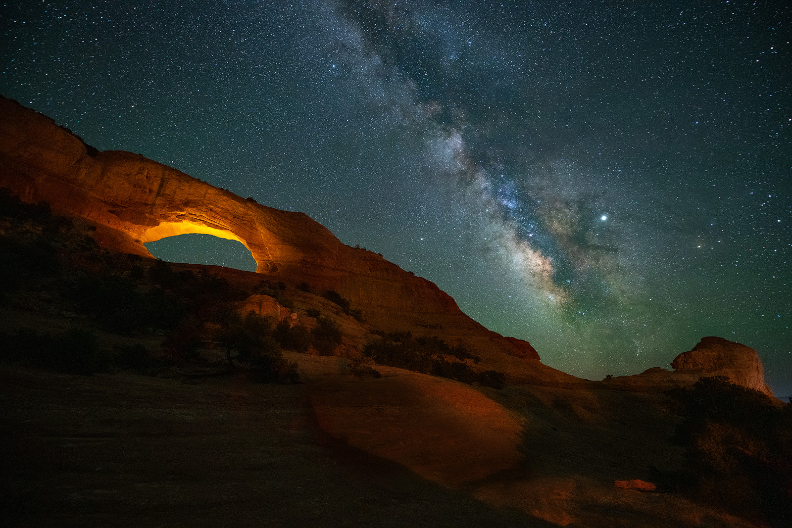 Light and Wilderness arches national park, arches, mesa arch, delicate arch, north window arch, corona arch, wilson arch, astrophotography, landscape...